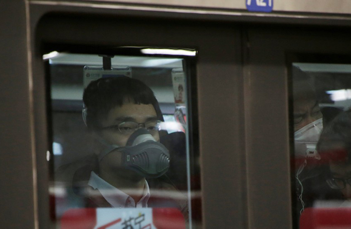 1562055135311762.jpg pollution-beijing-subway-cause-cancer-heart-disease.JPG