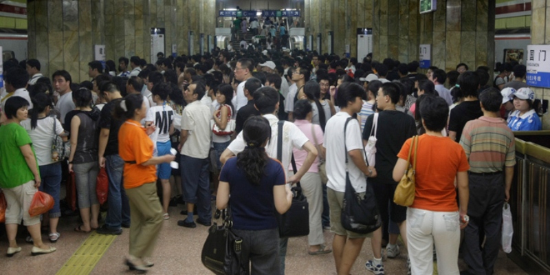 1562055472769956.jpg subway_line_up_06.jpg